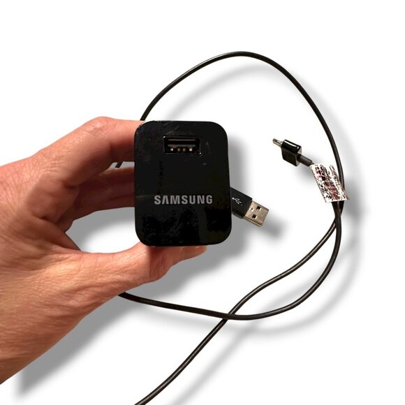 Samsung Galaxy Tab SCH-I800 7-Inch 16GB Wi-Fi & 3G Verizon Tablet Black Android - Picture 12 of 16